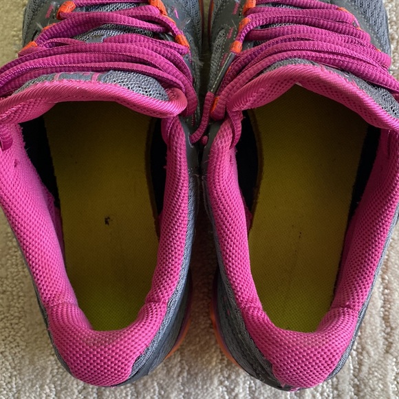 Under Armour Assert 2 Athletic Shoes - Picture 5 of 11